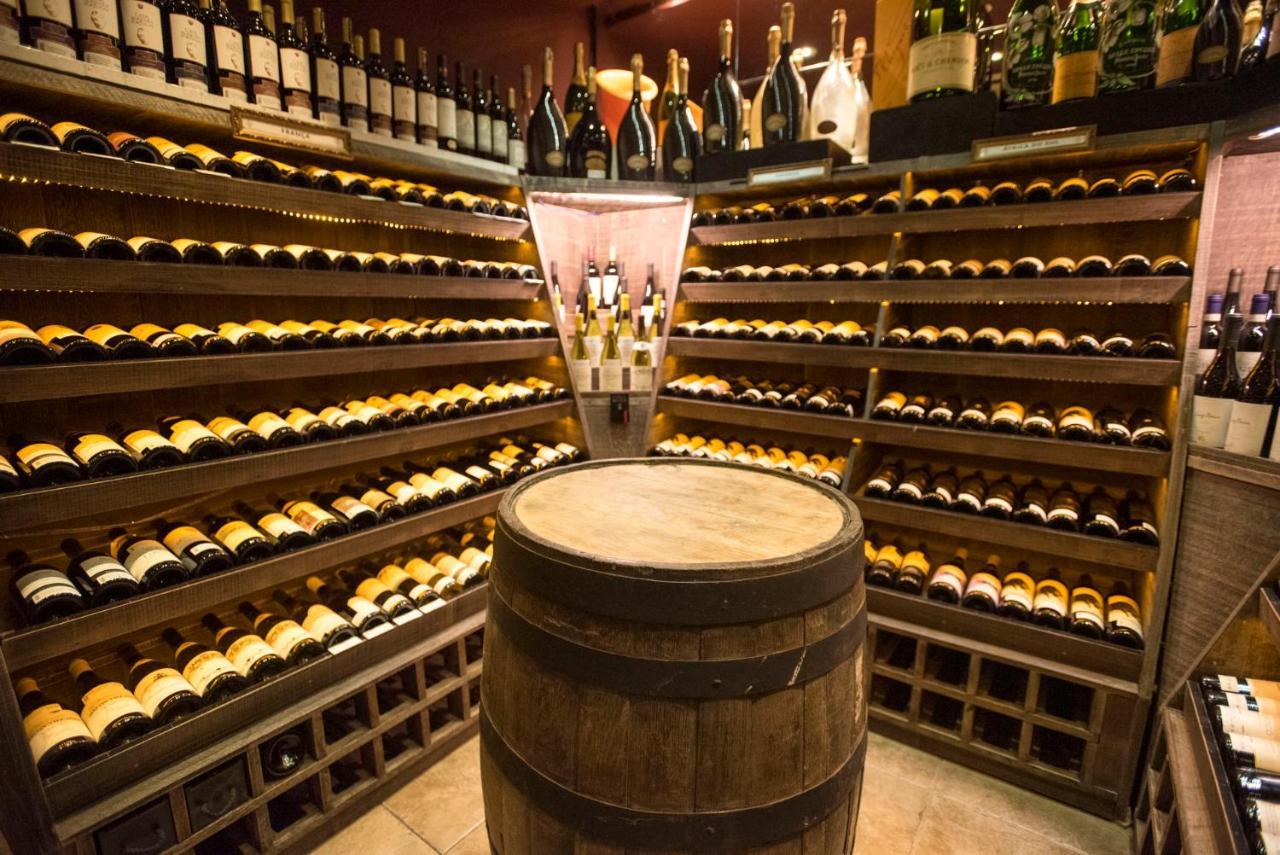 Royal Boutique Savassi Hotel Belo Horizonte Bagian luar foto Wine cellar