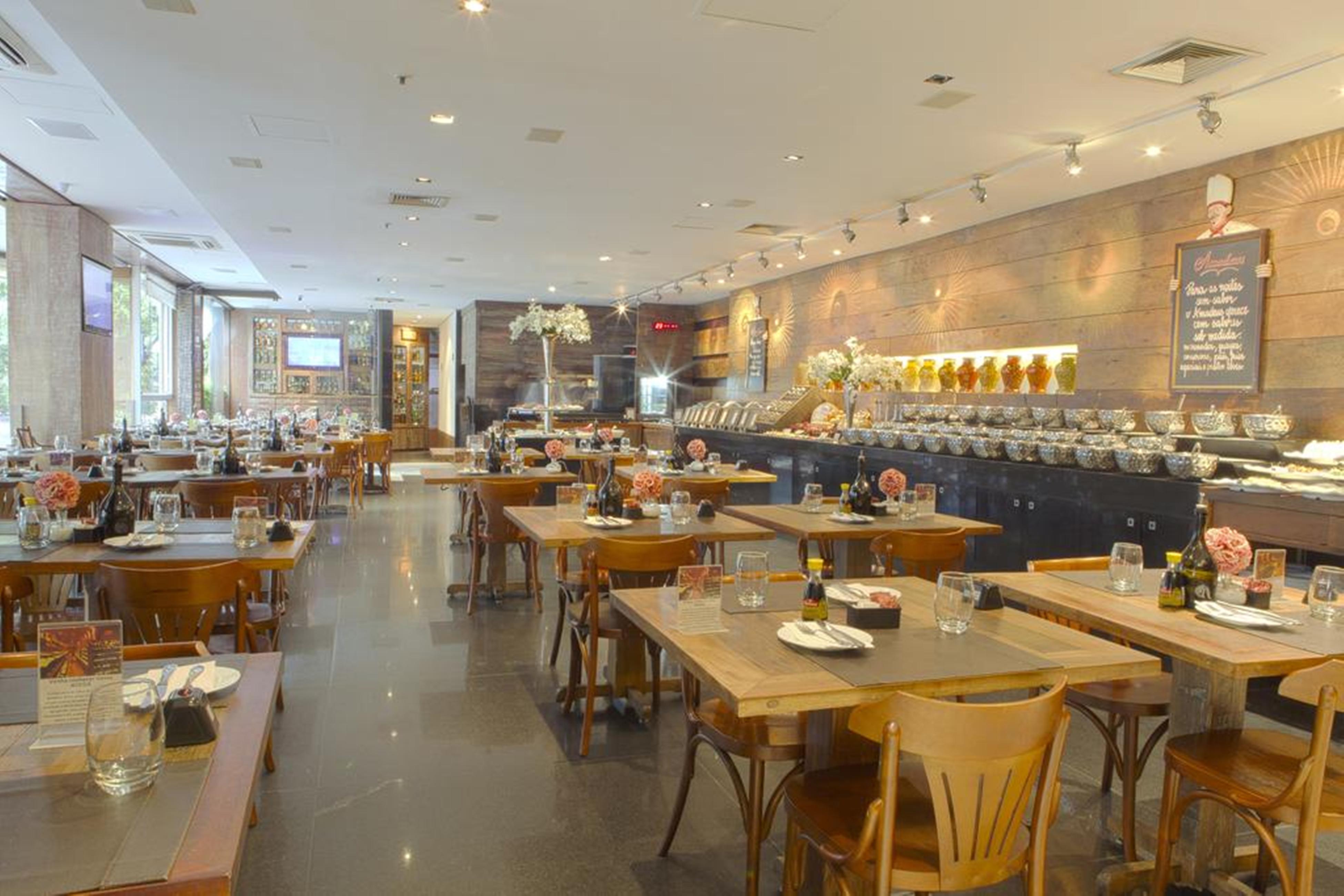 Royal Boutique Savassi Hotel Belo Horizonte Bagian luar foto The interior of the restaurant