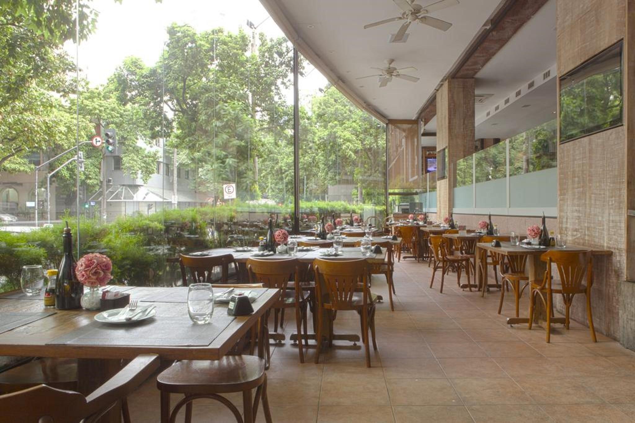 Royal Boutique Savassi Hotel Belo Horizonte Bagian luar foto The interior of the restaurant
