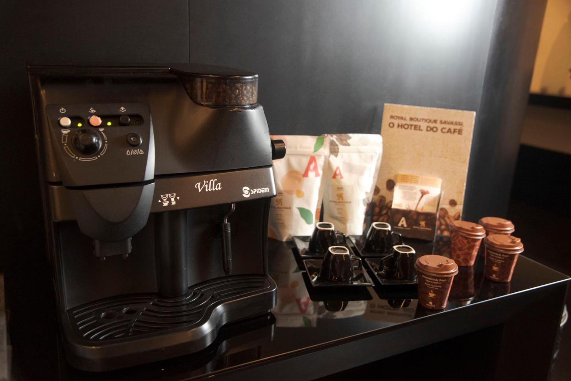 Royal Boutique Savassi Hotel Belo Horizonte Bagian luar foto A Nespresso machine